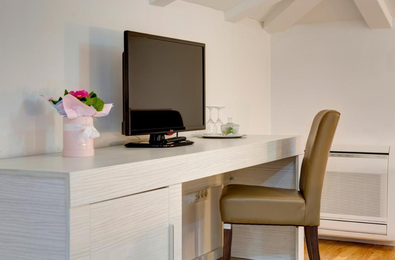 Hotel Villa Milas Mostar Bagian luar foto